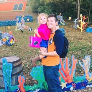 Meet your Posher, Devin